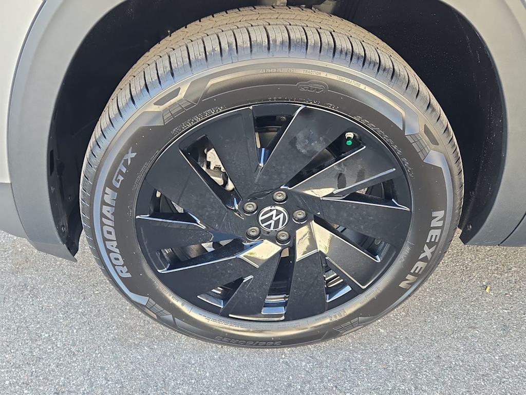 Thumbnail: 2026 Volkswagen Atlas - 8