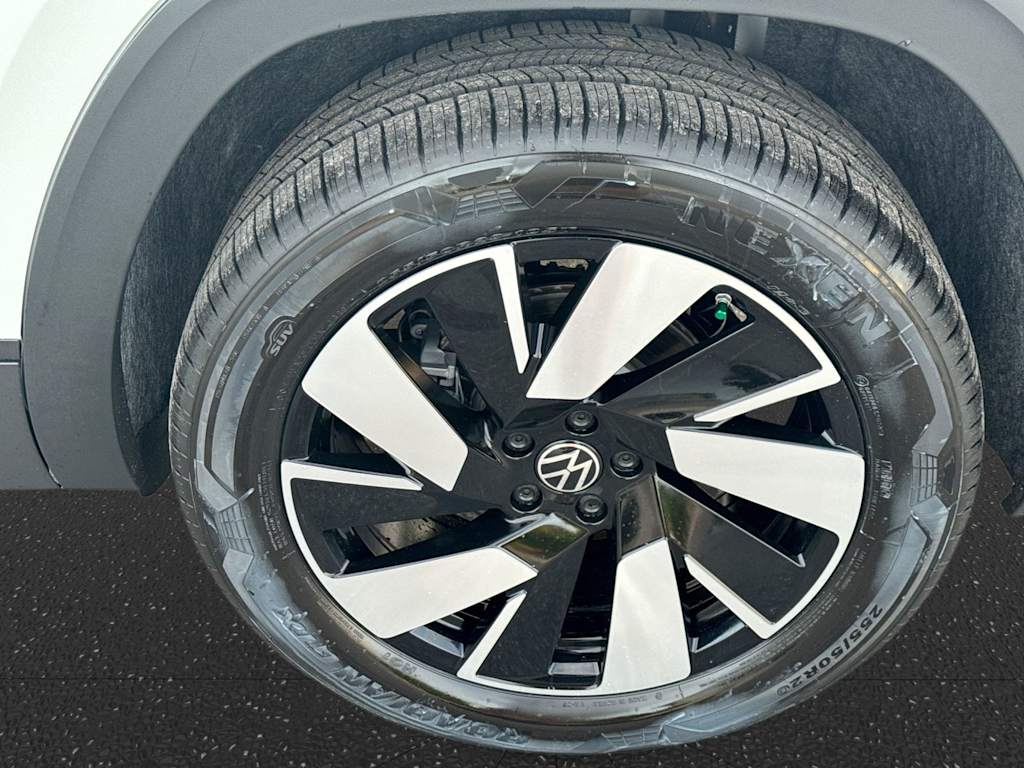 Thumbnail: 2026 Volkswagen Atlas - 8