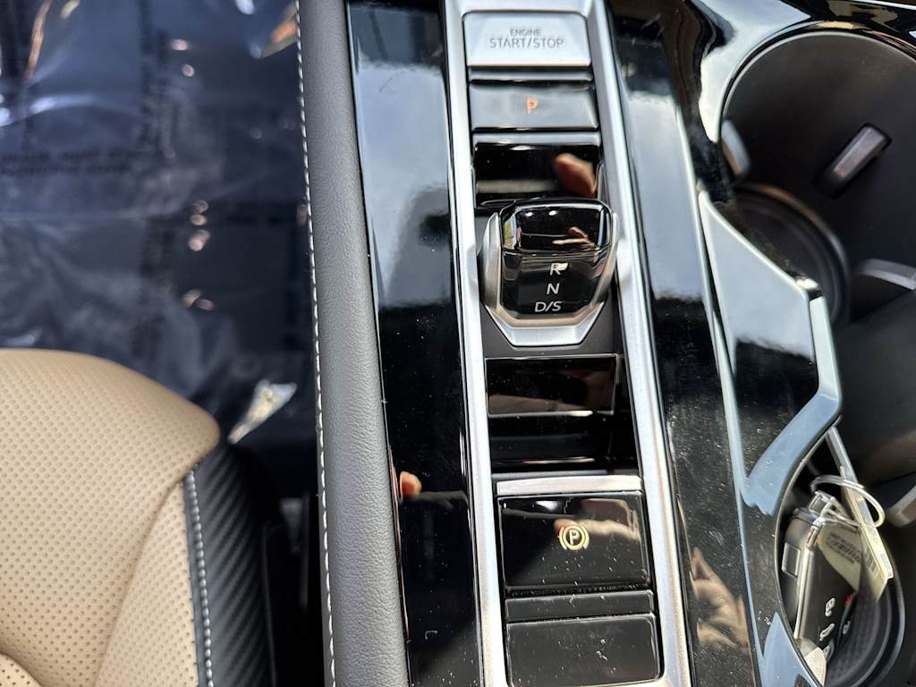 Thumbnail: 2026 Volkswagen Atlas - 32