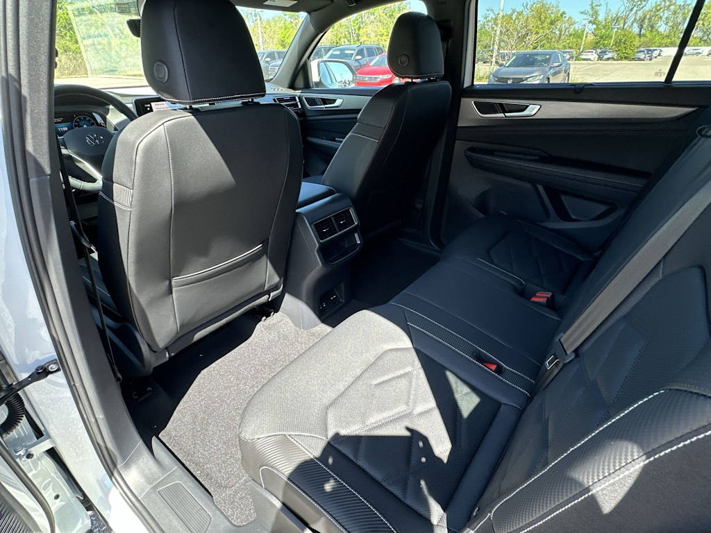 Thumbnail: 2026 Volkswagen Atlas - 13