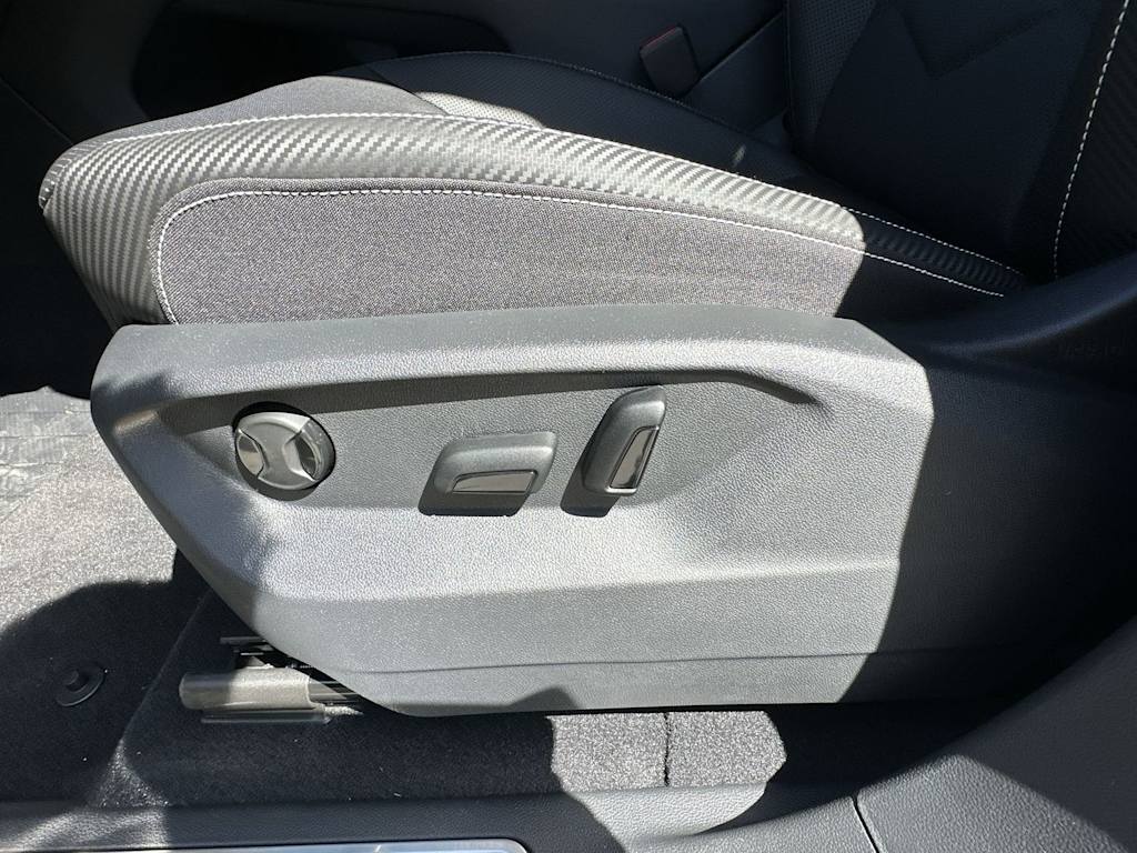 Thumbnail: 2026 Volkswagen Atlas - 25