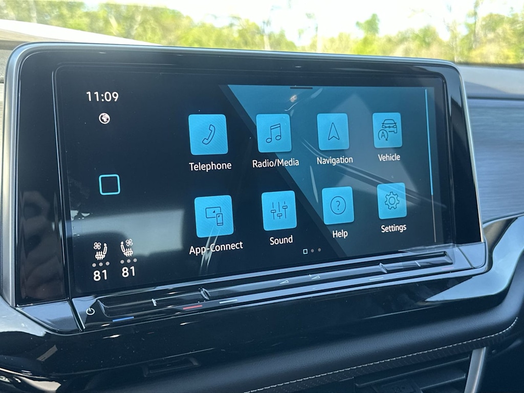 Thumbnail: 2026 Volkswagen Atlas - 32