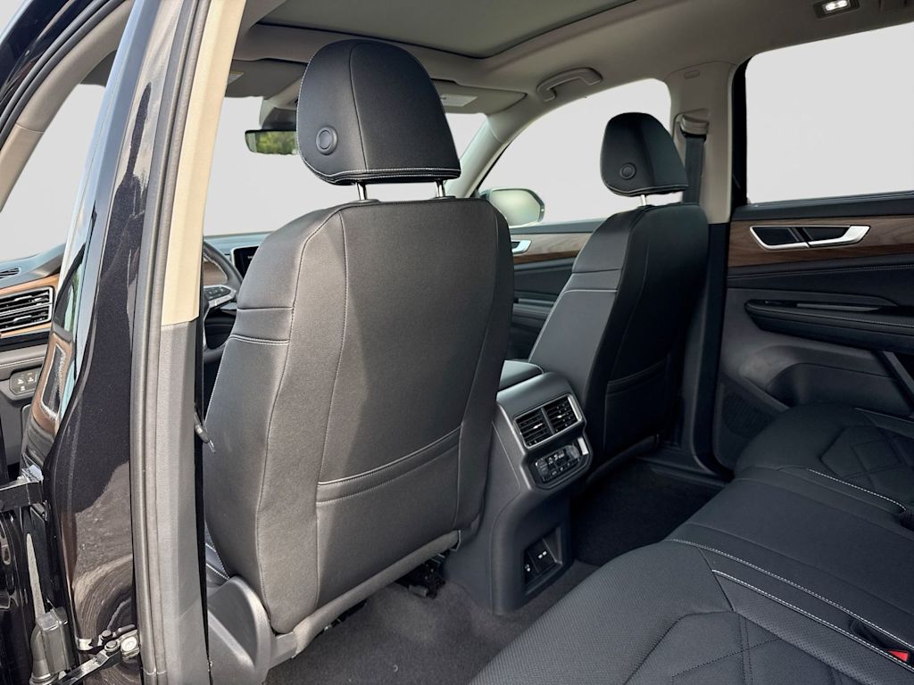 Thumbnail: 2026 Volkswagen Atlas - 13