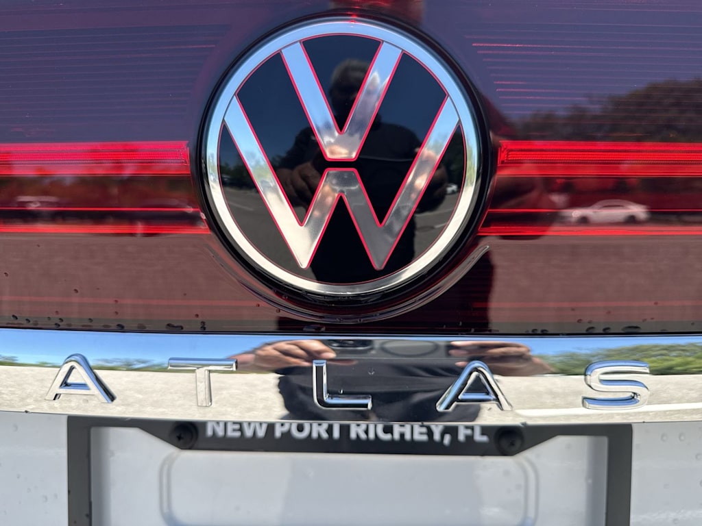Thumbnail: 2026 Volkswagen Atlas - 24