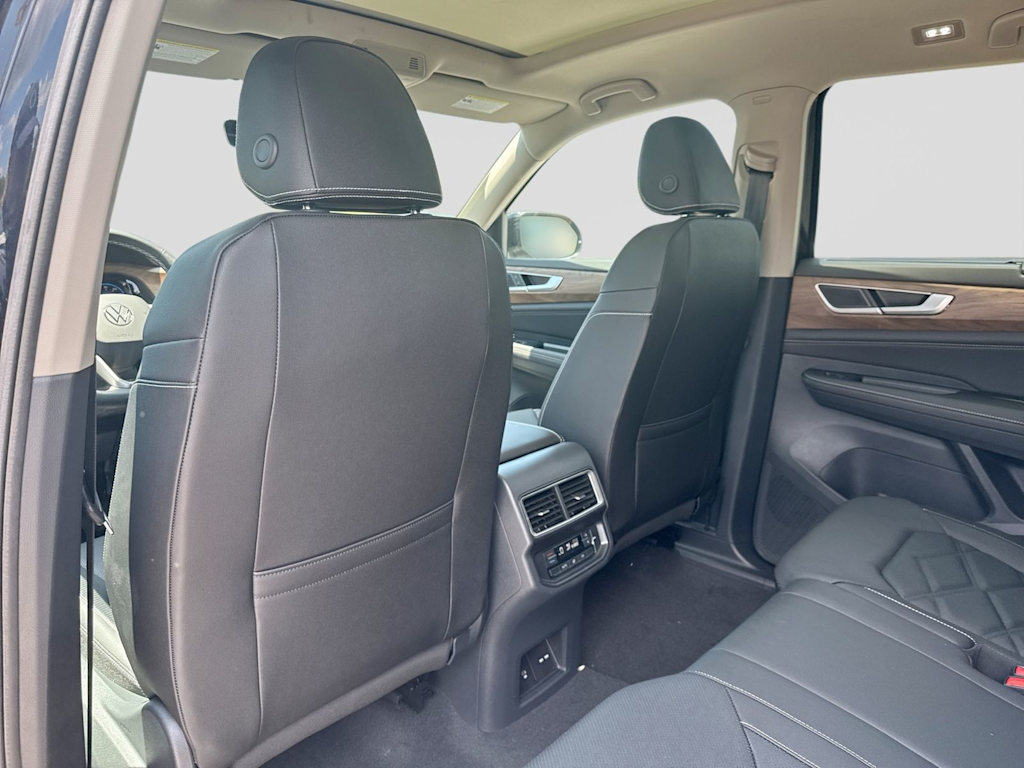 Thumbnail: 2026 Volkswagen Atlas - 10