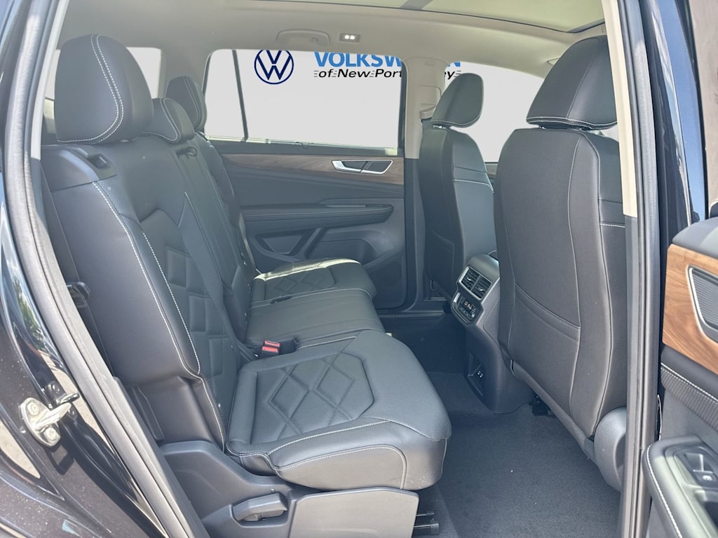 Thumbnail: 2026 Volkswagen Atlas - 20