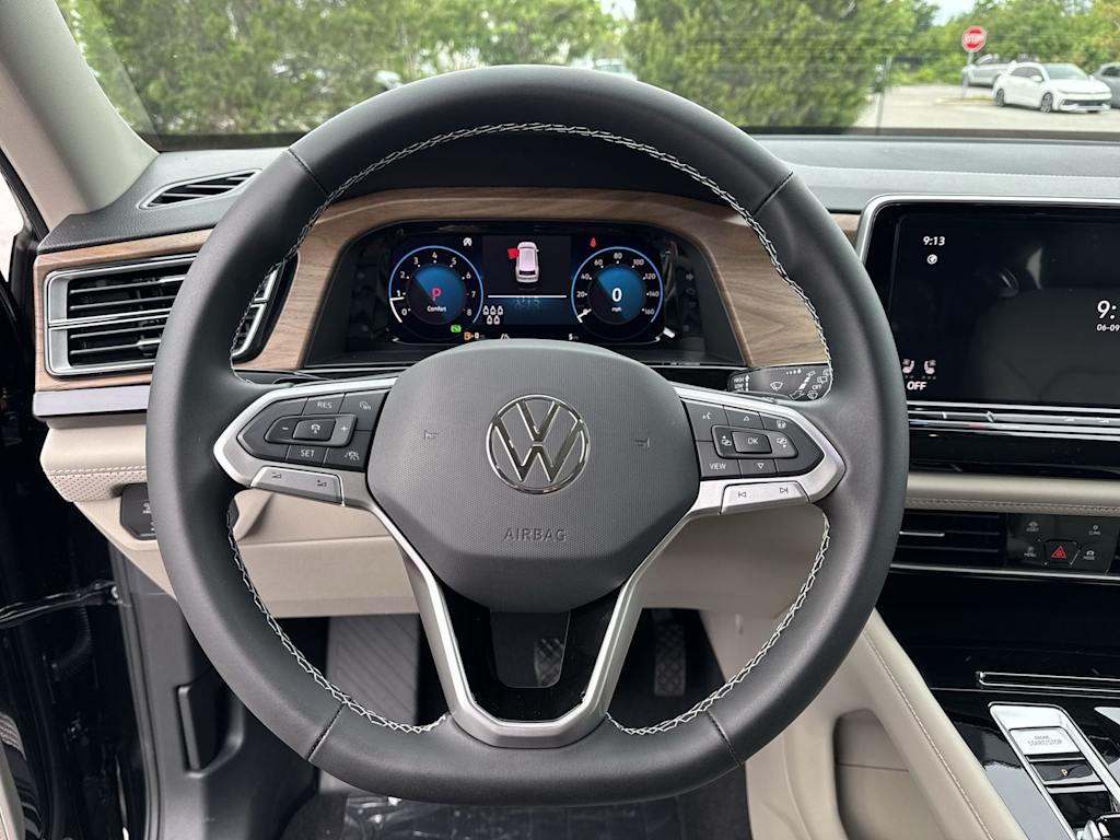 Thumbnail: 2026 Volkswagen Atlas - 14