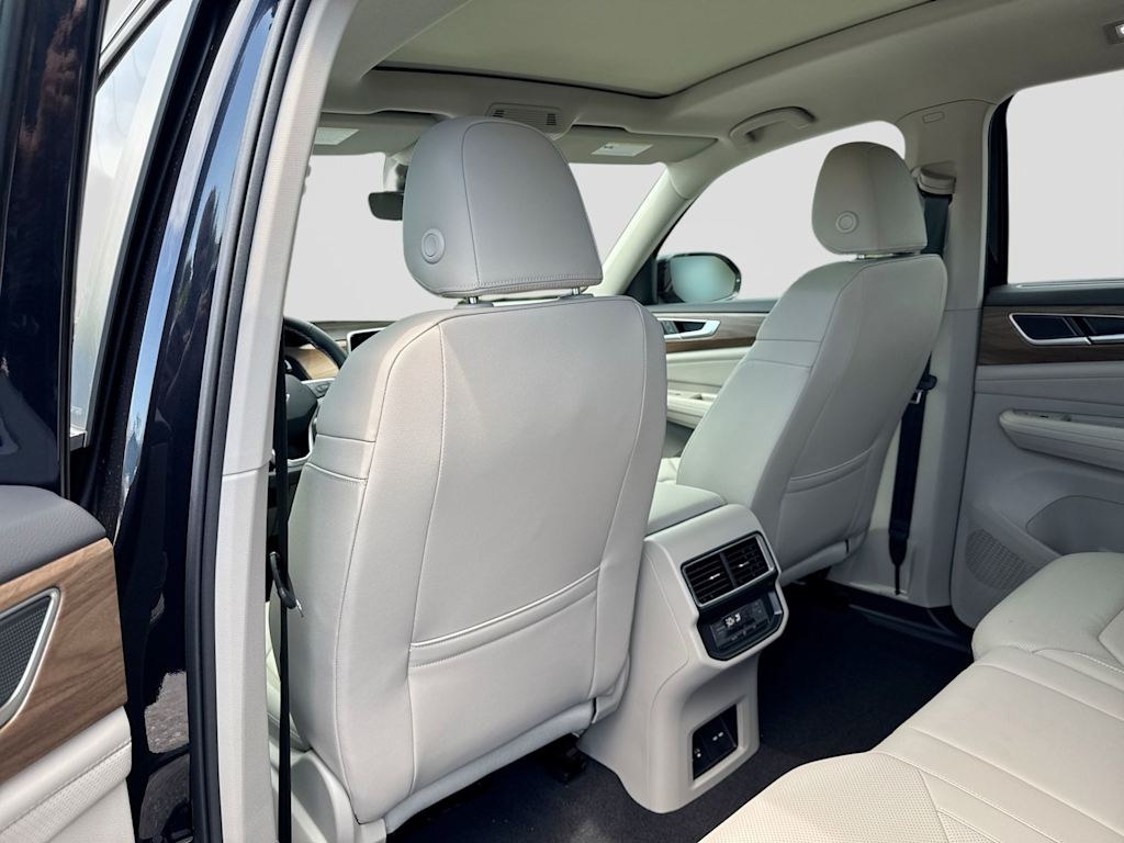 Thumbnail: 2026 Volkswagen Atlas - 13