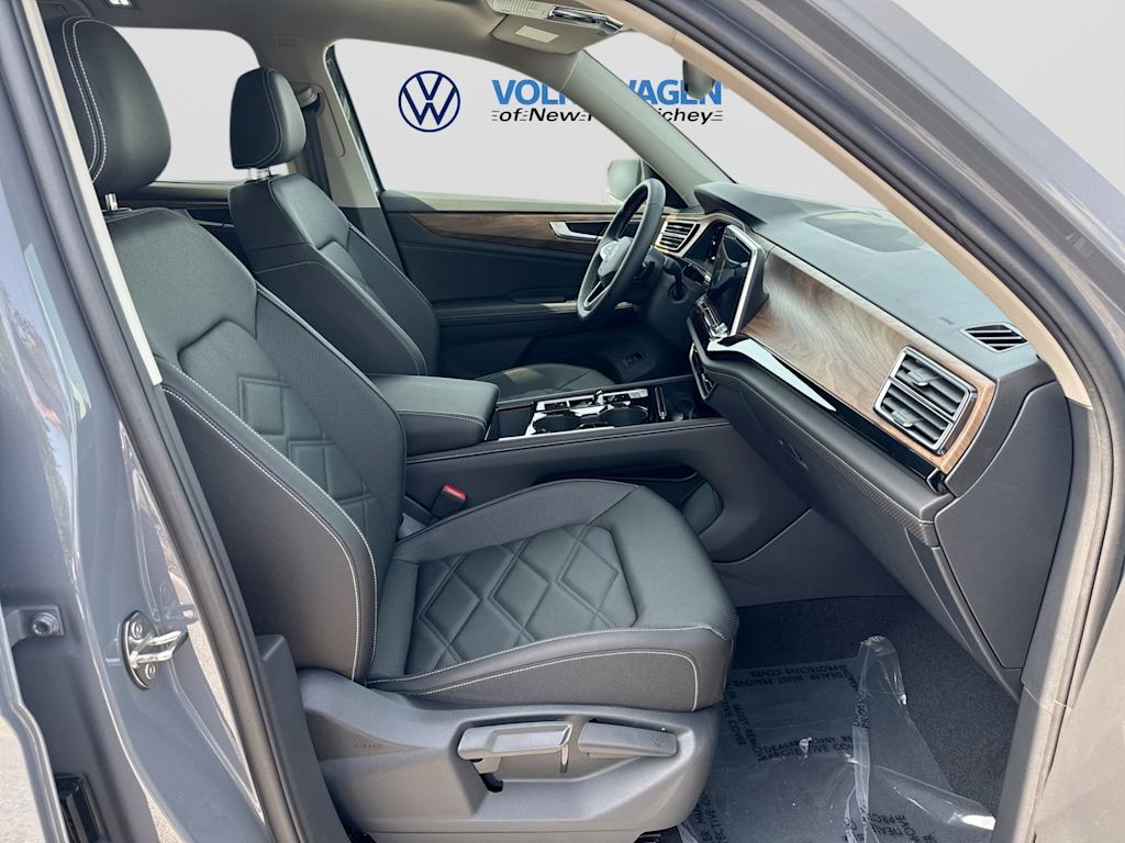 Thumbnail: 2026 Volkswagen Atlas - 12