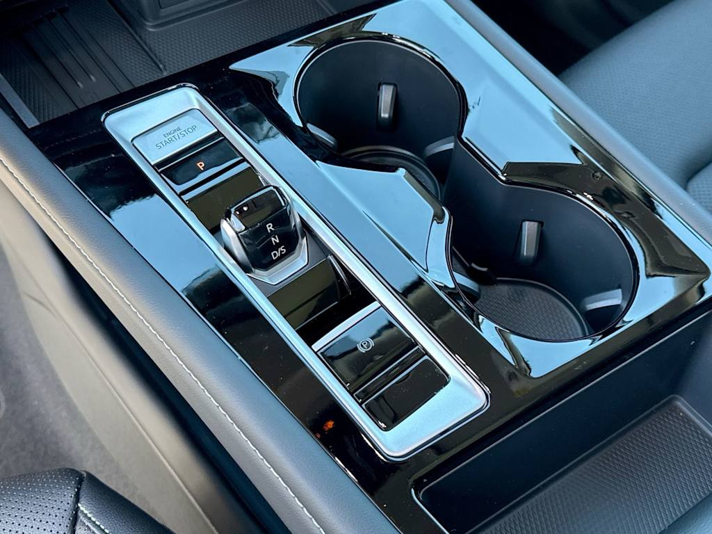 Thumbnail: 2026 Volkswagen Atlas - 16