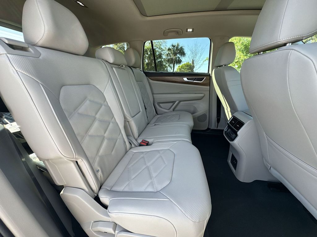 Thumbnail: 2026 Volkswagen Atlas - 28