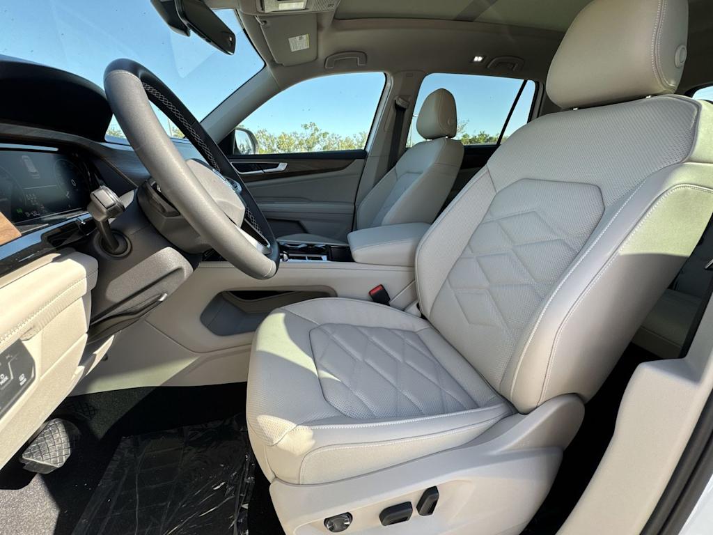 Thumbnail: 2026 Volkswagen Atlas - 11