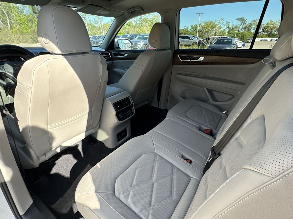 Thumbnail: 2026 Volkswagen Atlas - 13