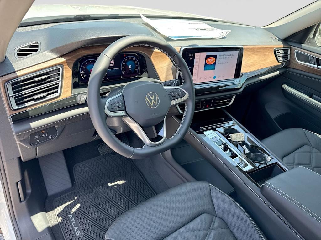 Thumbnail: 2026 Volkswagen Atlas - 2