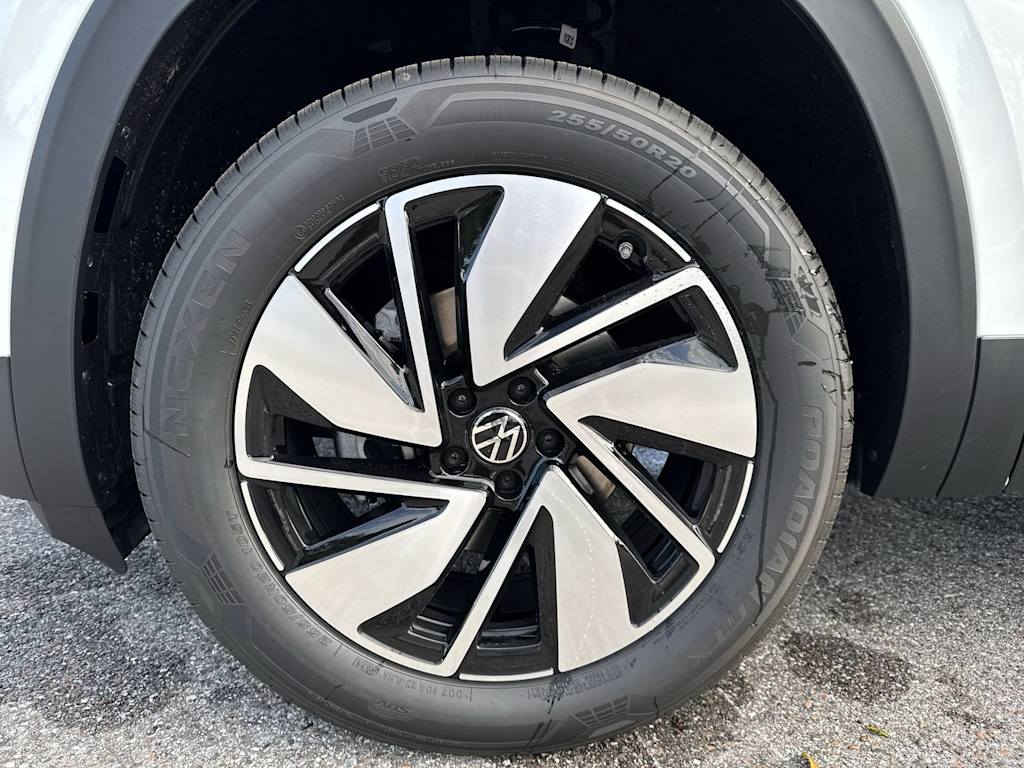Thumbnail: 2026 Volkswagen Atlas - 8