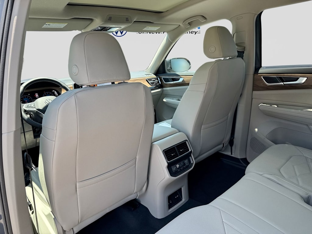 Thumbnail: 2026 Volkswagen Atlas - 13