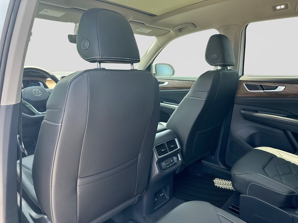 Thumbnail: 2026 Volkswagen Atlas - 11