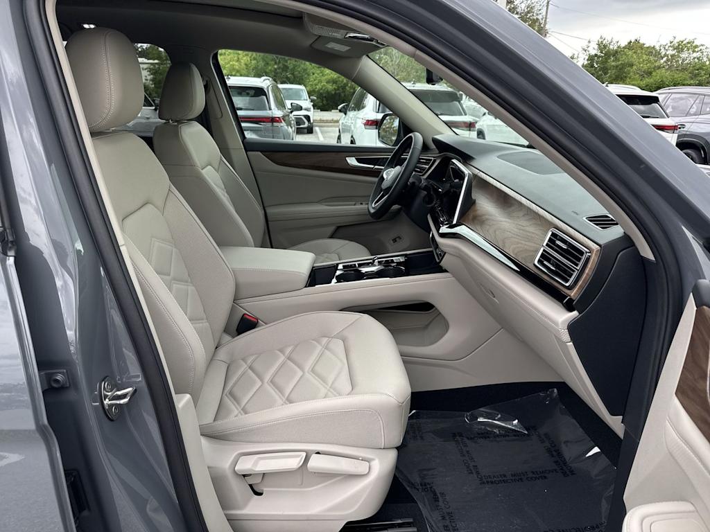 Thumbnail: 2026 Volkswagen Atlas - 12