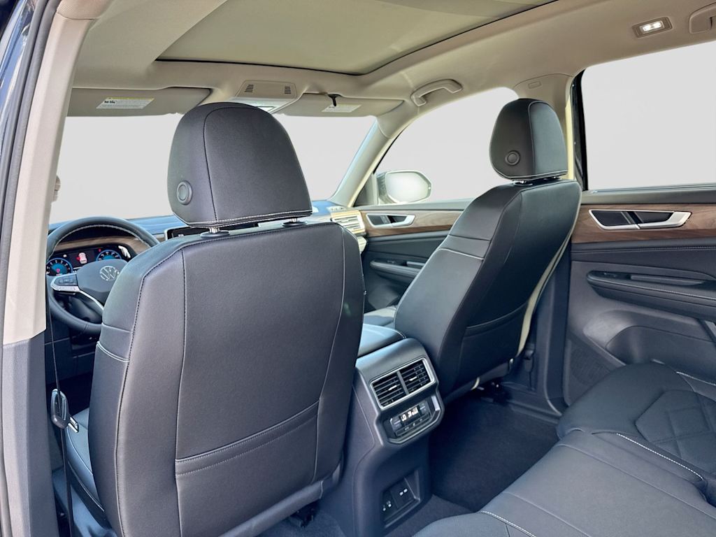 Thumbnail: 2026 Volkswagen Atlas - 12