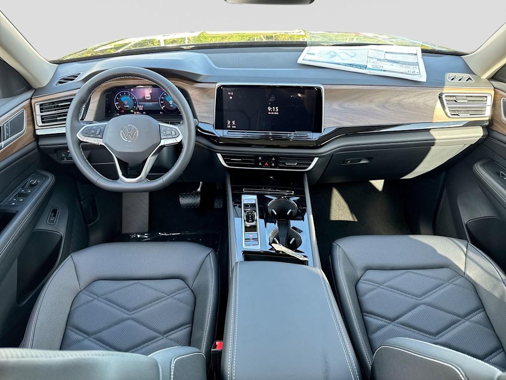 Thumbnail: 2026 Volkswagen Atlas - 9