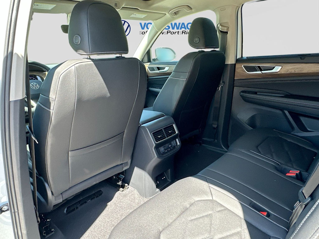 Thumbnail: 2026 Volkswagen Atlas - 12