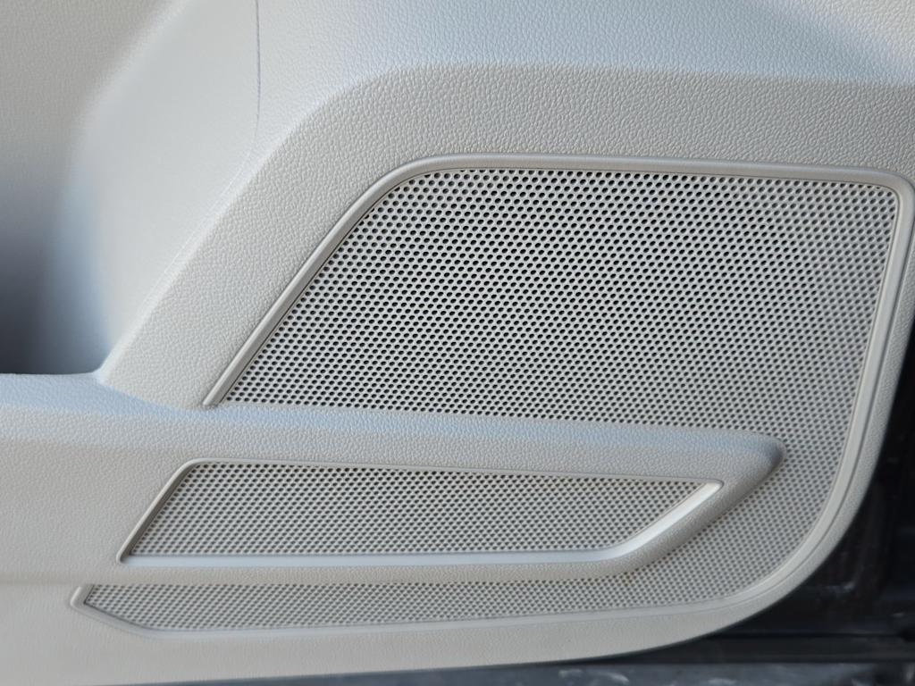 Thumbnail: 2022 Volkswagen Atlas - 37