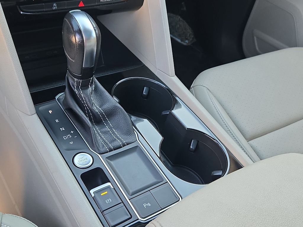 Thumbnail: 2022 Volkswagen Atlas - 15