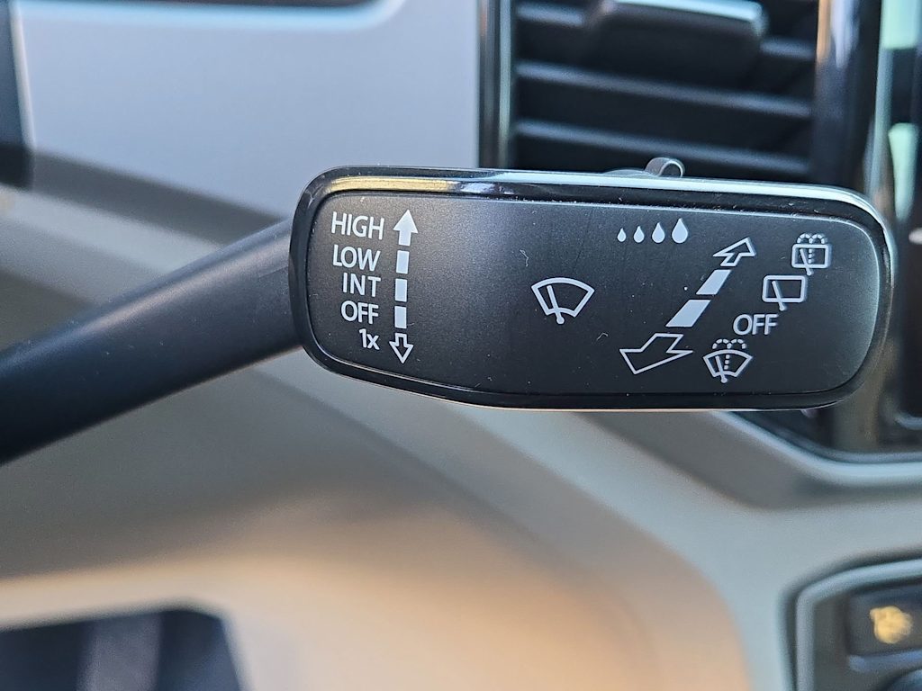 Thumbnail: 2022 Volkswagen Atlas - 34