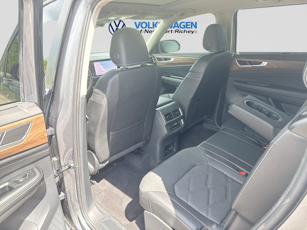 Thumbnail: 2024 Volkswagen Atlas - 12