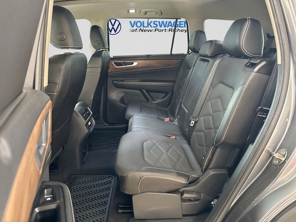 Thumbnail: 2024 Volkswagen Atlas - 32