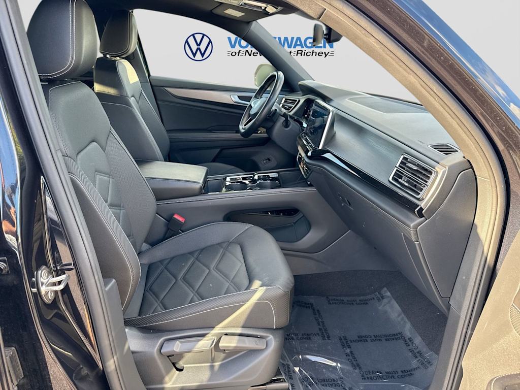 Thumbnail: 2025 Volkswagen Atlas - 12