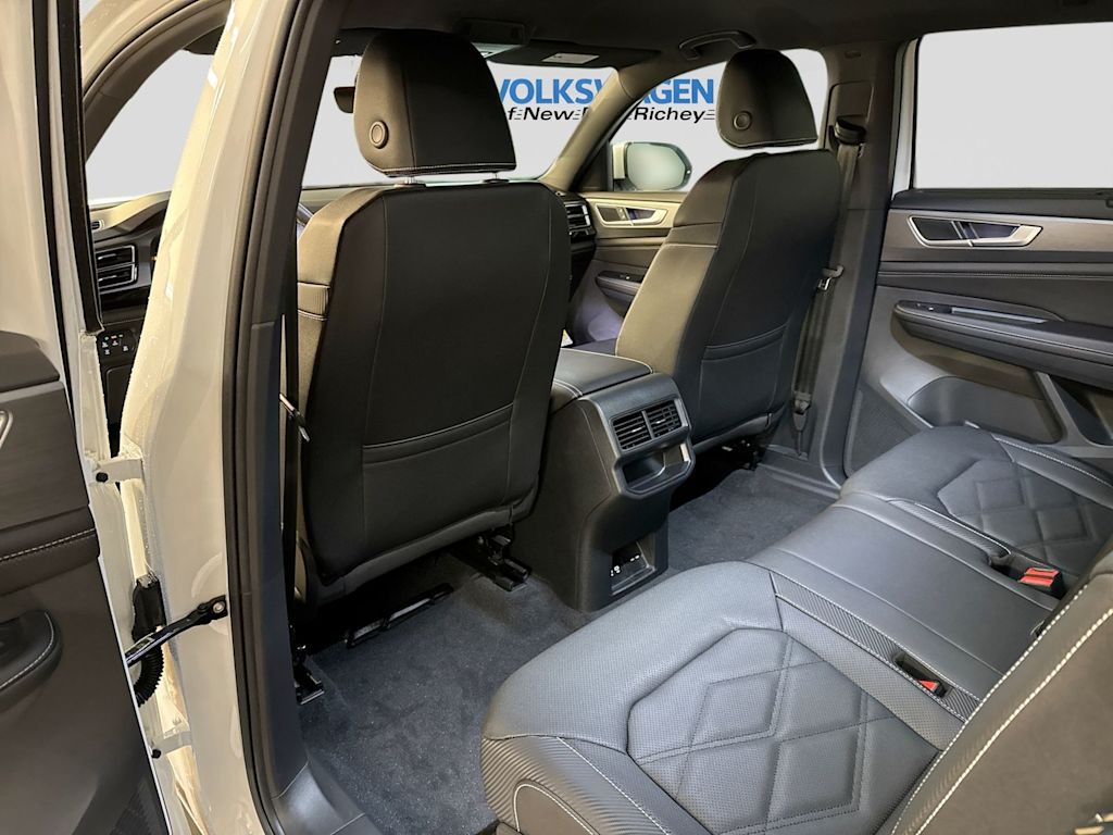 Thumbnail: 2026 Volkswagen Atlas - 12