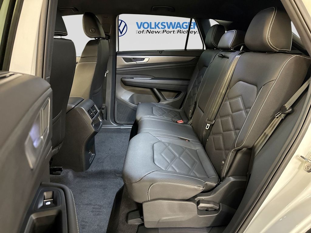 Thumbnail: 2026 Volkswagen Atlas - 32