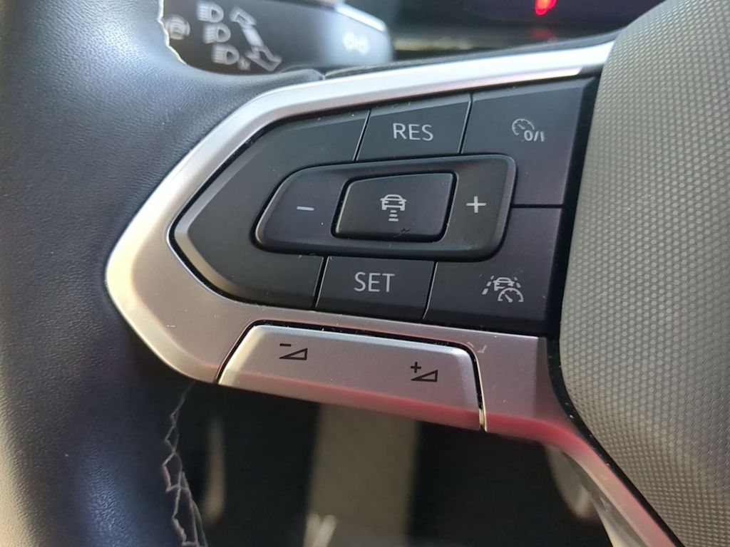 Thumbnail: 2024 Volkswagen Atlas - 28