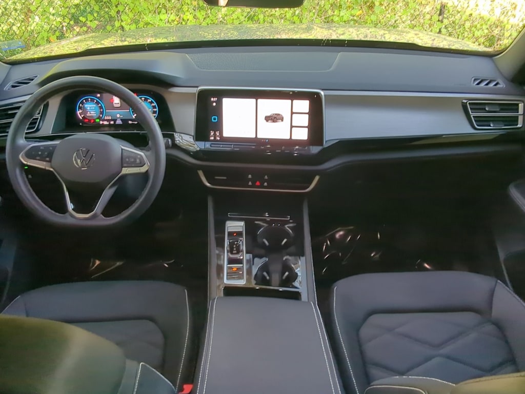 Thumbnail: 2024 Volkswagen Atlas - 10