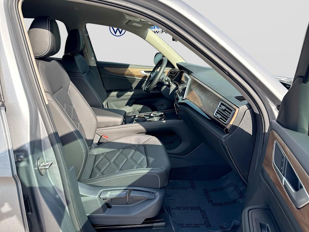 Thumbnail: 2026 Volkswagen Atlas - 12