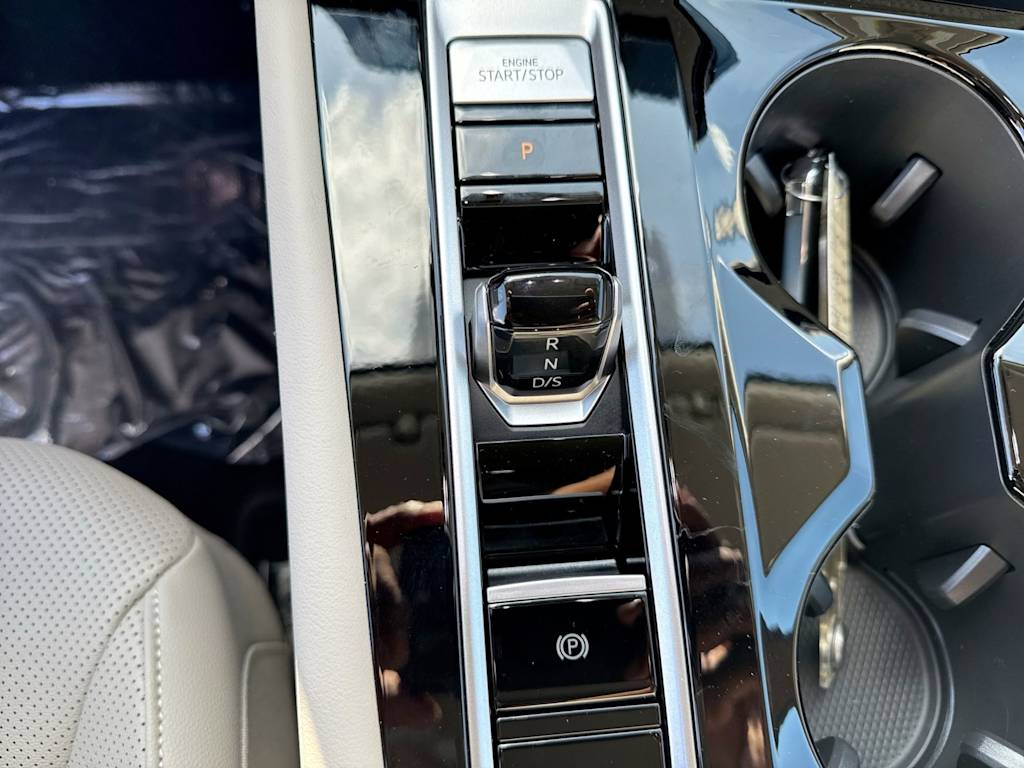 Thumbnail: 2026 Volkswagen Atlas - 16