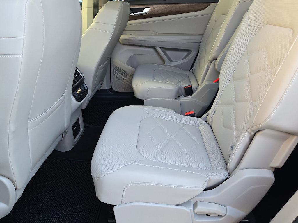 Thumbnail: 2024 Volkswagen Atlas - 12