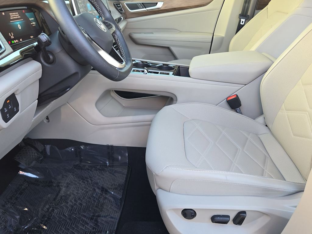 Thumbnail: 2024 Volkswagen Atlas - 10