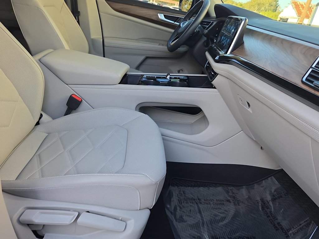 Thumbnail: 2024 Volkswagen Atlas - 26