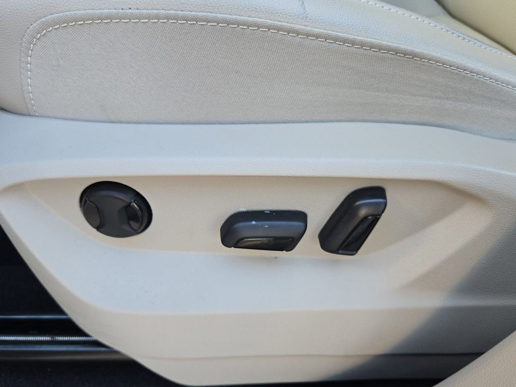 Thumbnail: 2024 Volkswagen Atlas - 24