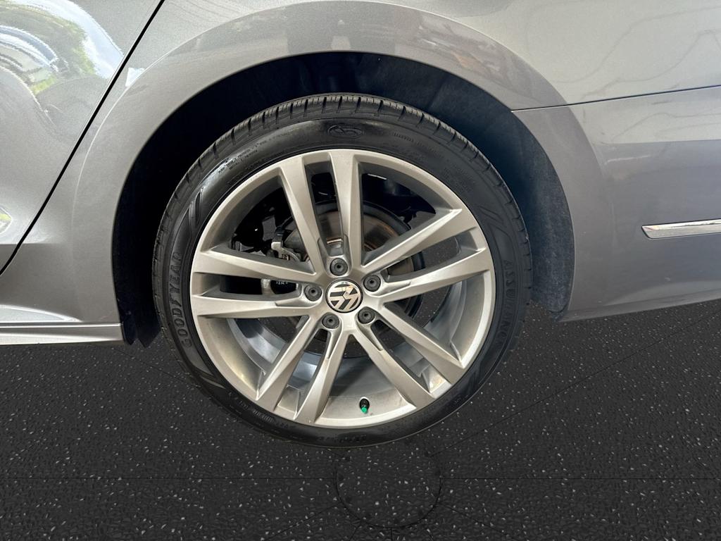 Thumbnail: 2018 Volkswagen Passat - 7
