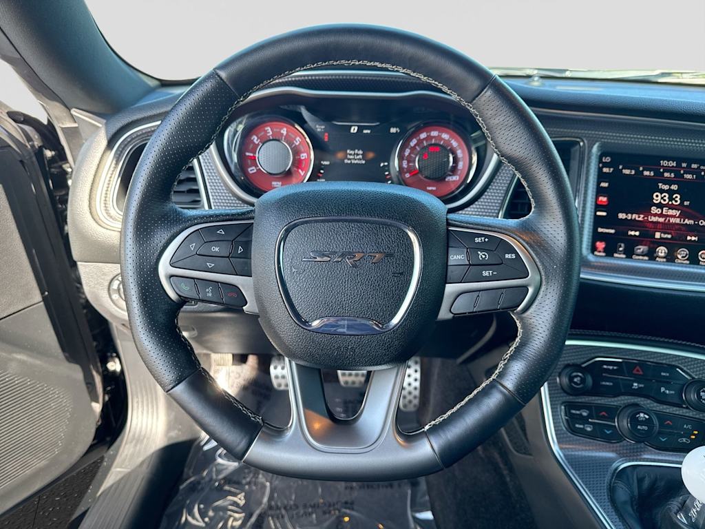 Thumbnail: 2016 Dodge Challenger - 14