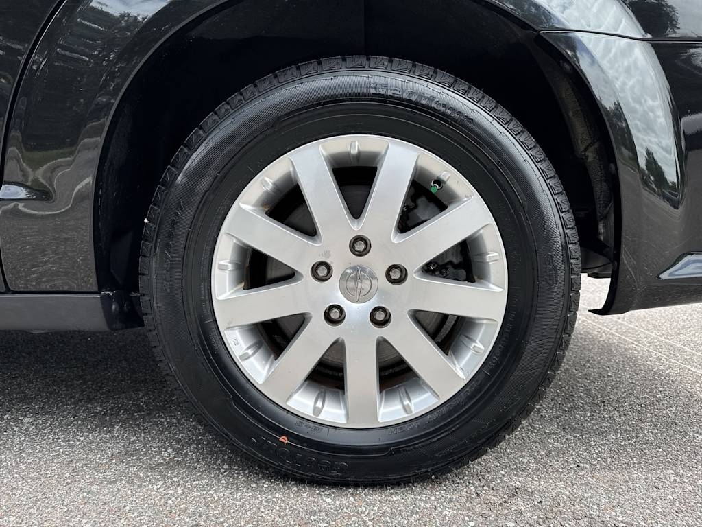 Thumbnail: 2020 Dodge Grand Caravan - 8
