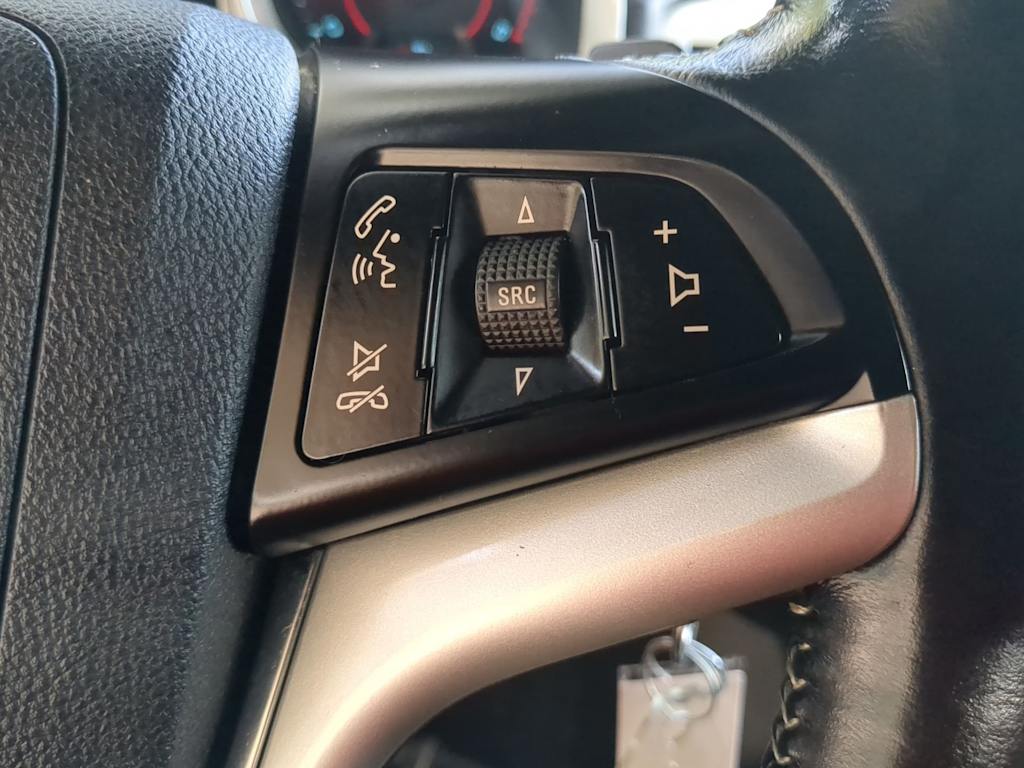 Thumbnail: 2014 Chevrolet Camaro - 26