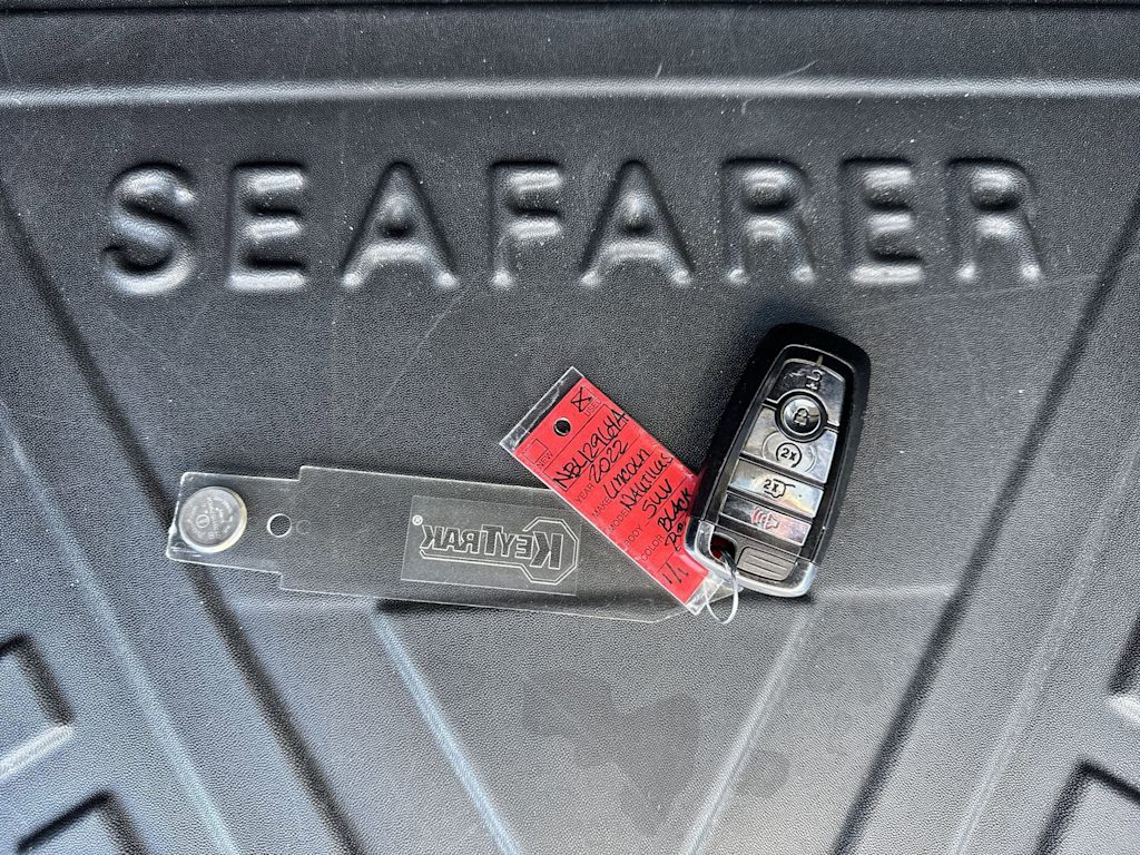 Thumbnail: 2022 Lincoln Nautilus - 38