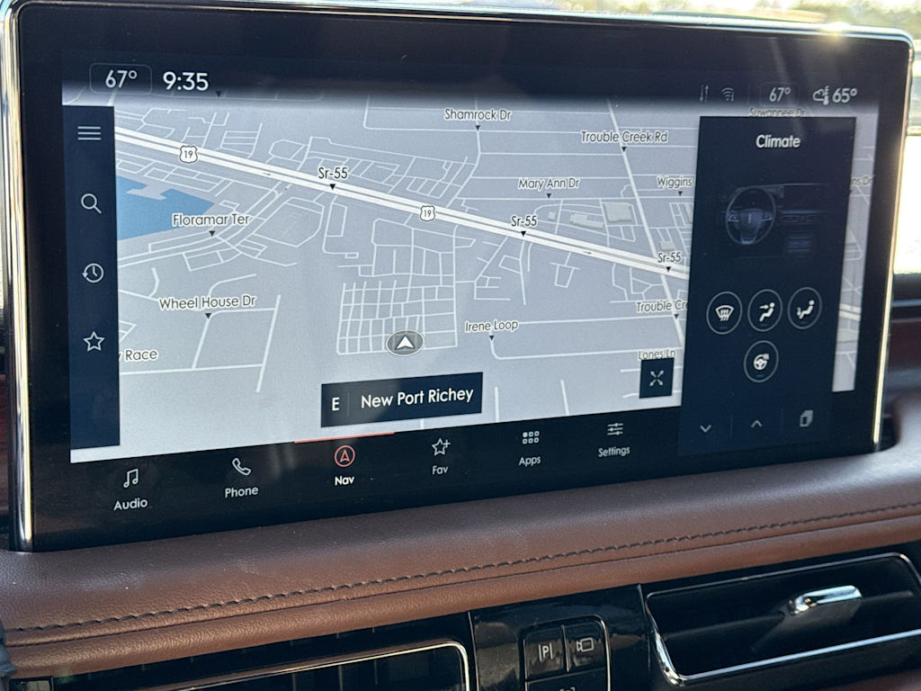 Thumbnail: 2022 Lincoln Nautilus - 13