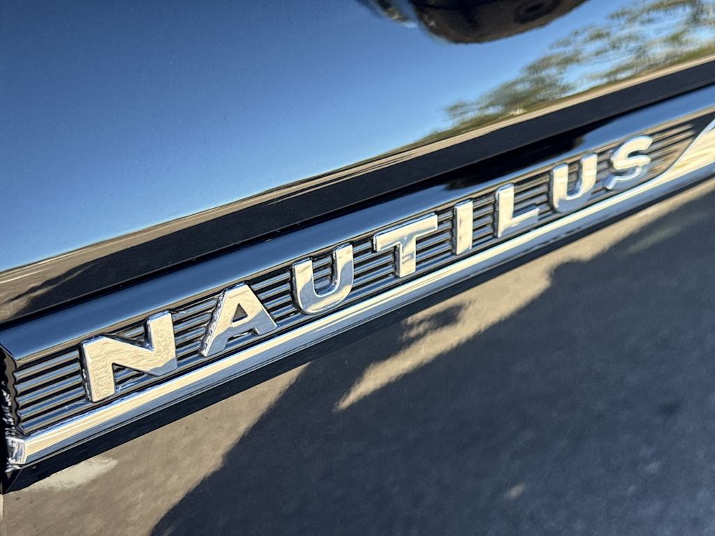 Thumbnail: 2022 Lincoln Nautilus - 6