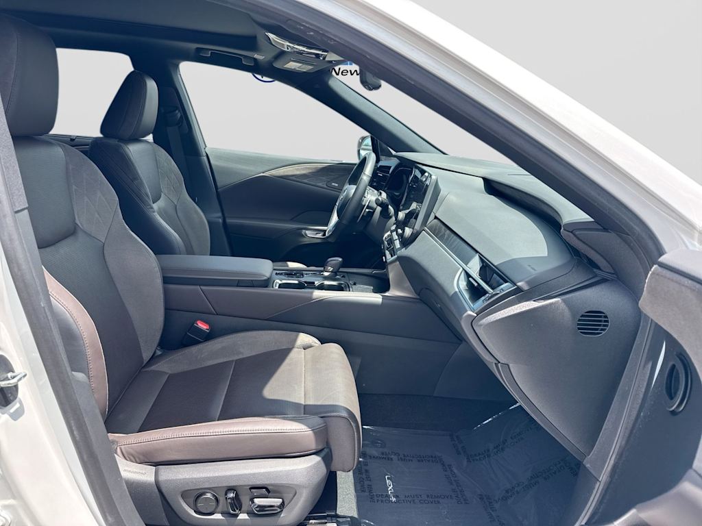 Thumbnail: 2023 Lexus RX - 10