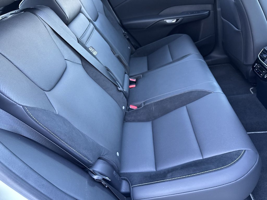 Thumbnail: 2024 Lexus RX - 26